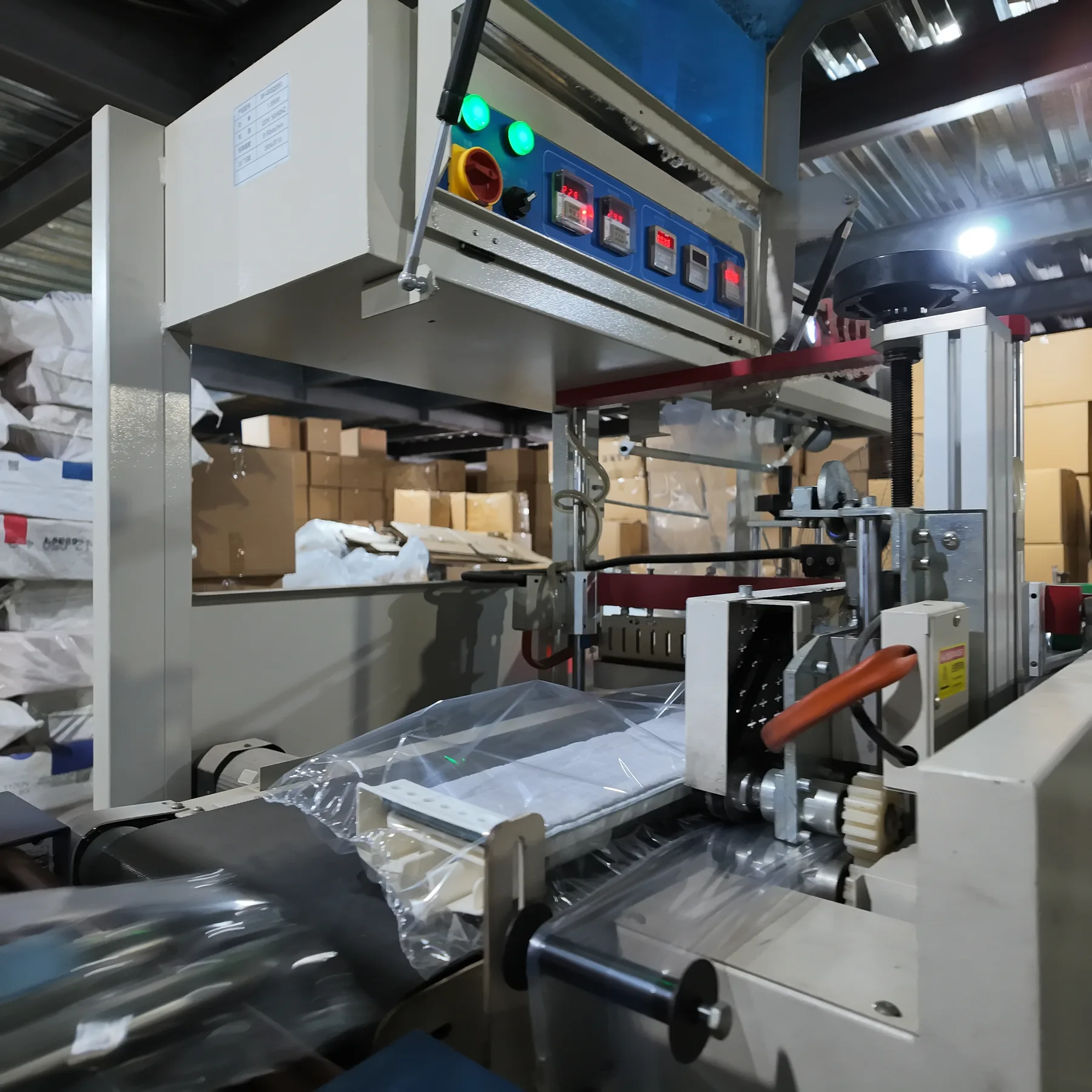 Packing process - control panel and sealing mechanism
